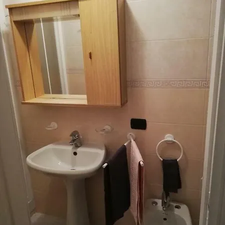 Centro E Parco 10 Min - Flat In * Monza