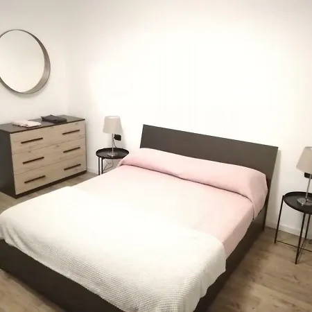 Centro E Parco 10 Min - Flat In