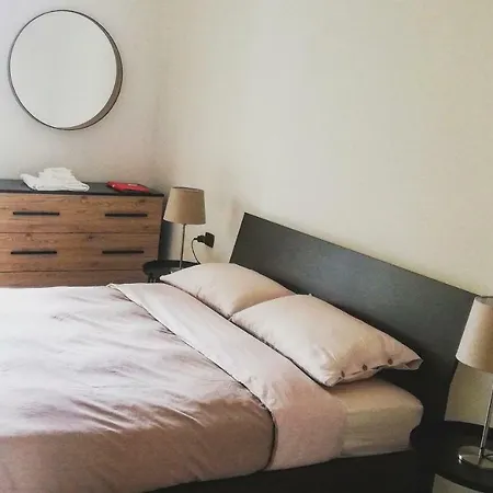 Centro E Parco 10 Min - Flat In * Monza